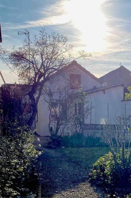 Le Ni' De Jess Villa Migennes Kültér fotó